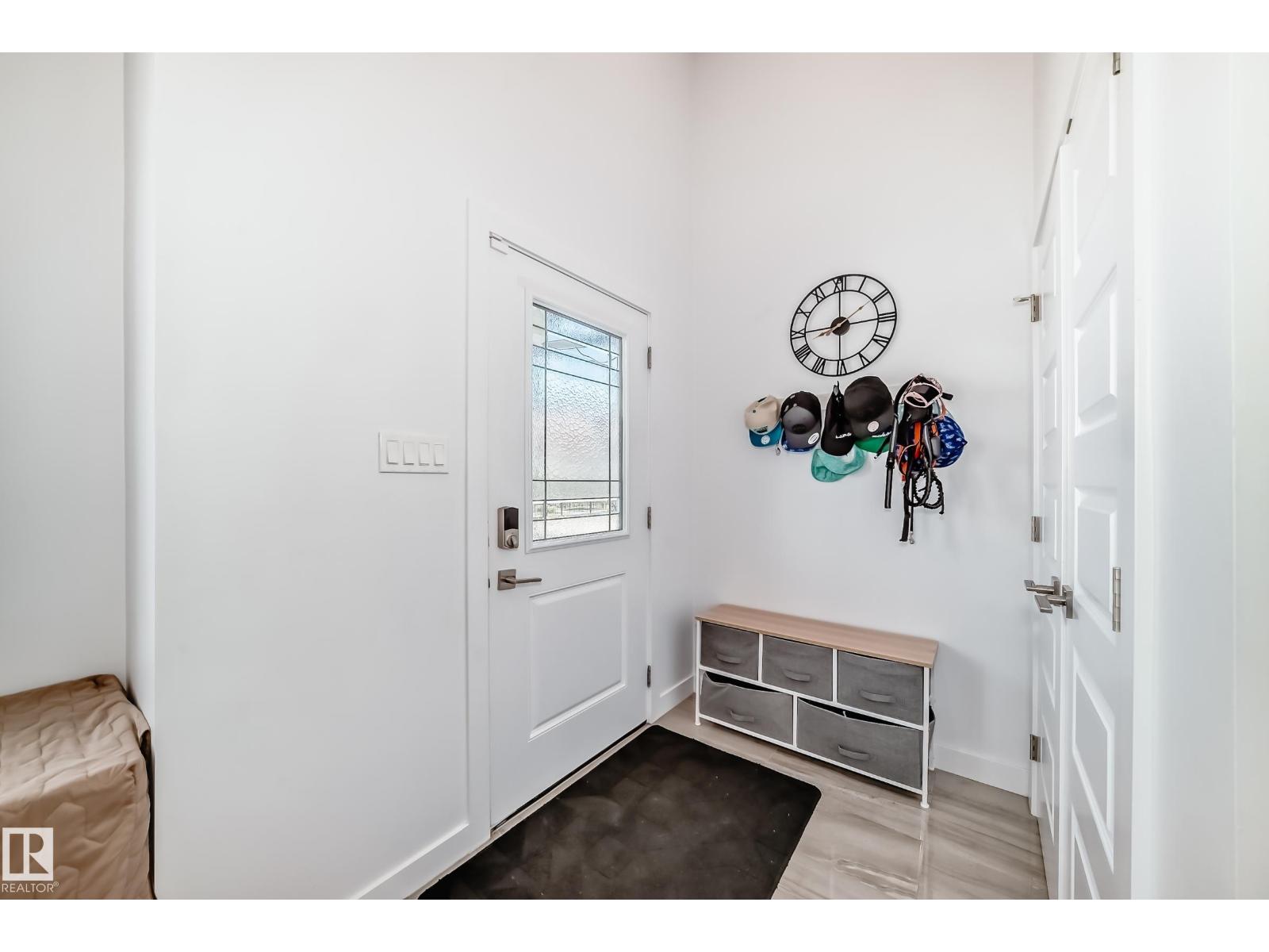 Photo 5 of 17728 58 St Nw, Edmonton AB