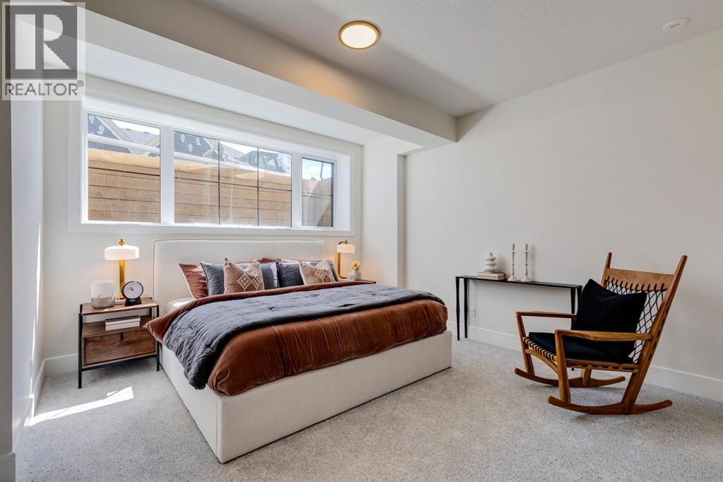 Photo 37 of 15 Normandy Lane Sw, Calgary AB