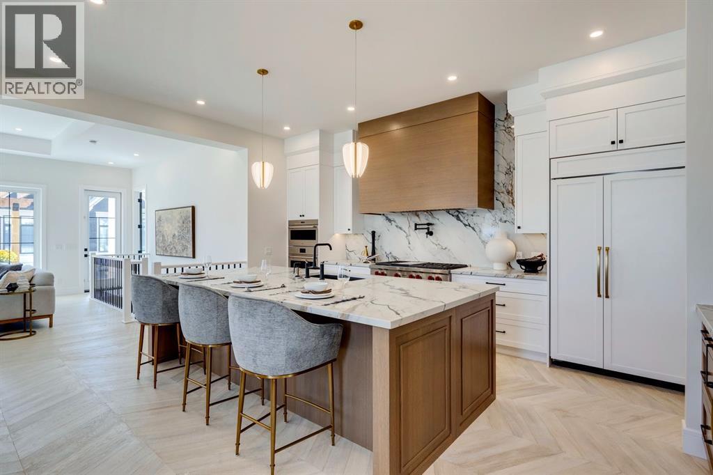 Photo 6 of 15 Normandy Lane Sw, Calgary AB