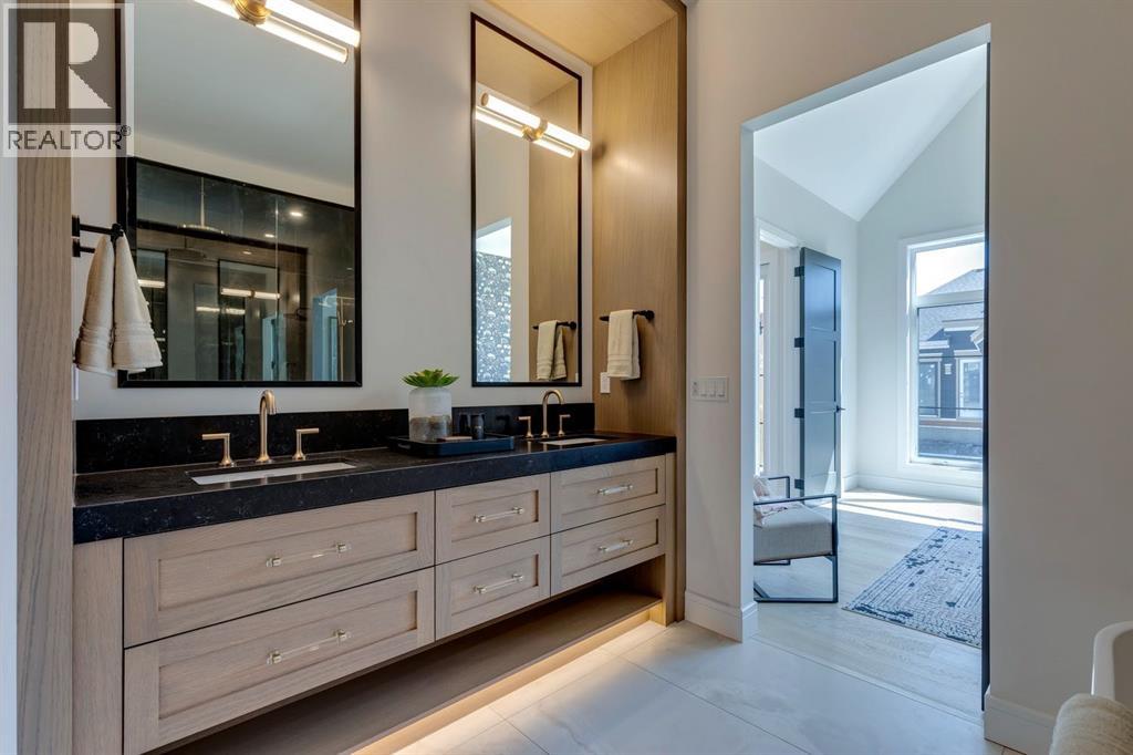 Photo 19 of 15 Normandy Lane Sw, Calgary AB
