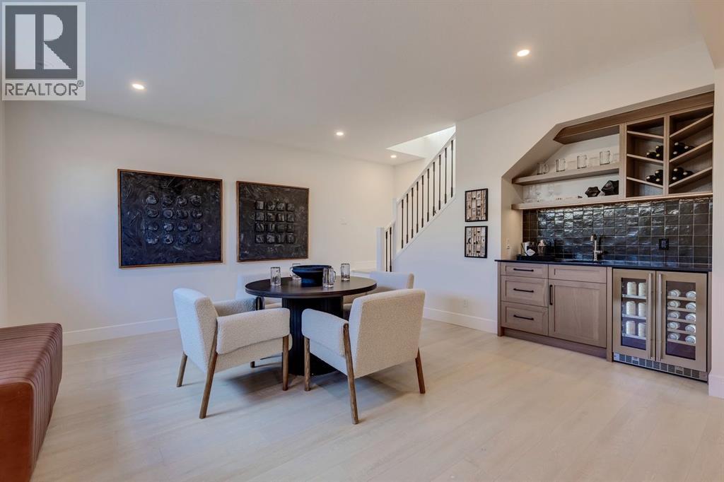 Photo 28 of 15 Normandy Lane Sw, Calgary AB
