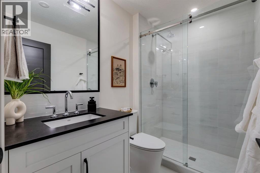 Photo 36 of 15 Normandy Lane Sw, Calgary AB