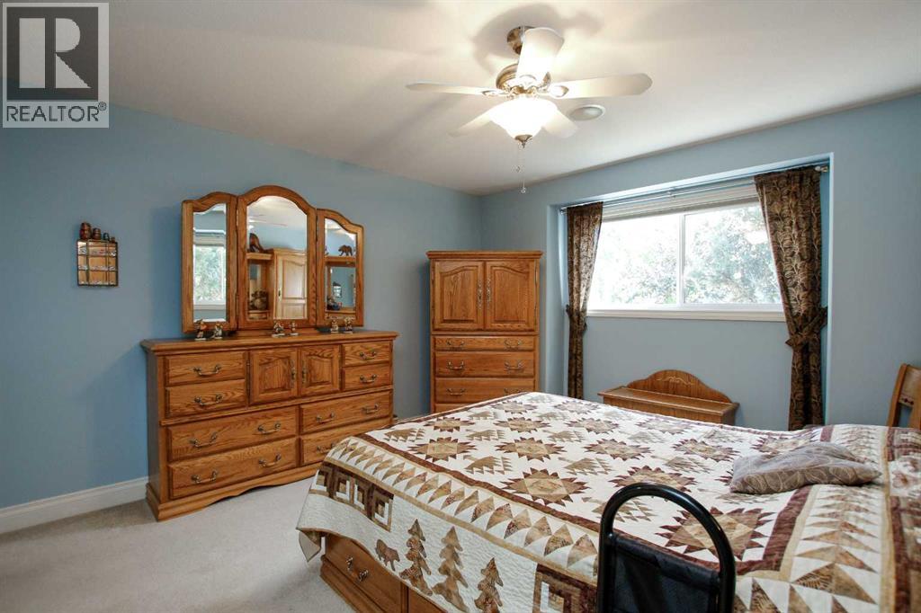 Photo 21 of 49 173 Austin Drive, Red Deer AB