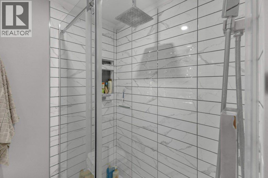 Photo 24 of 40 Drever Close, Red Deer AB