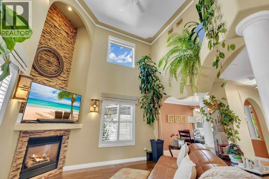 Photo 11 of 40 Drever Close, Red Deer AB