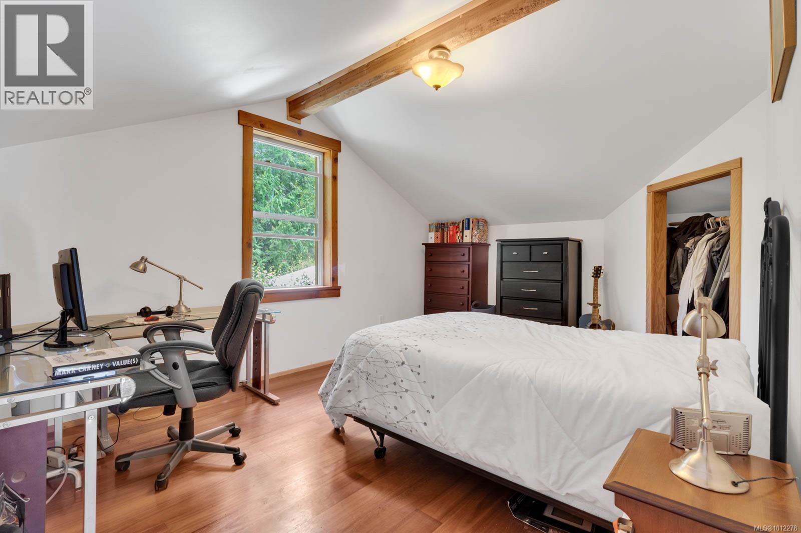 2 Welch Rd, Lasqueti Island