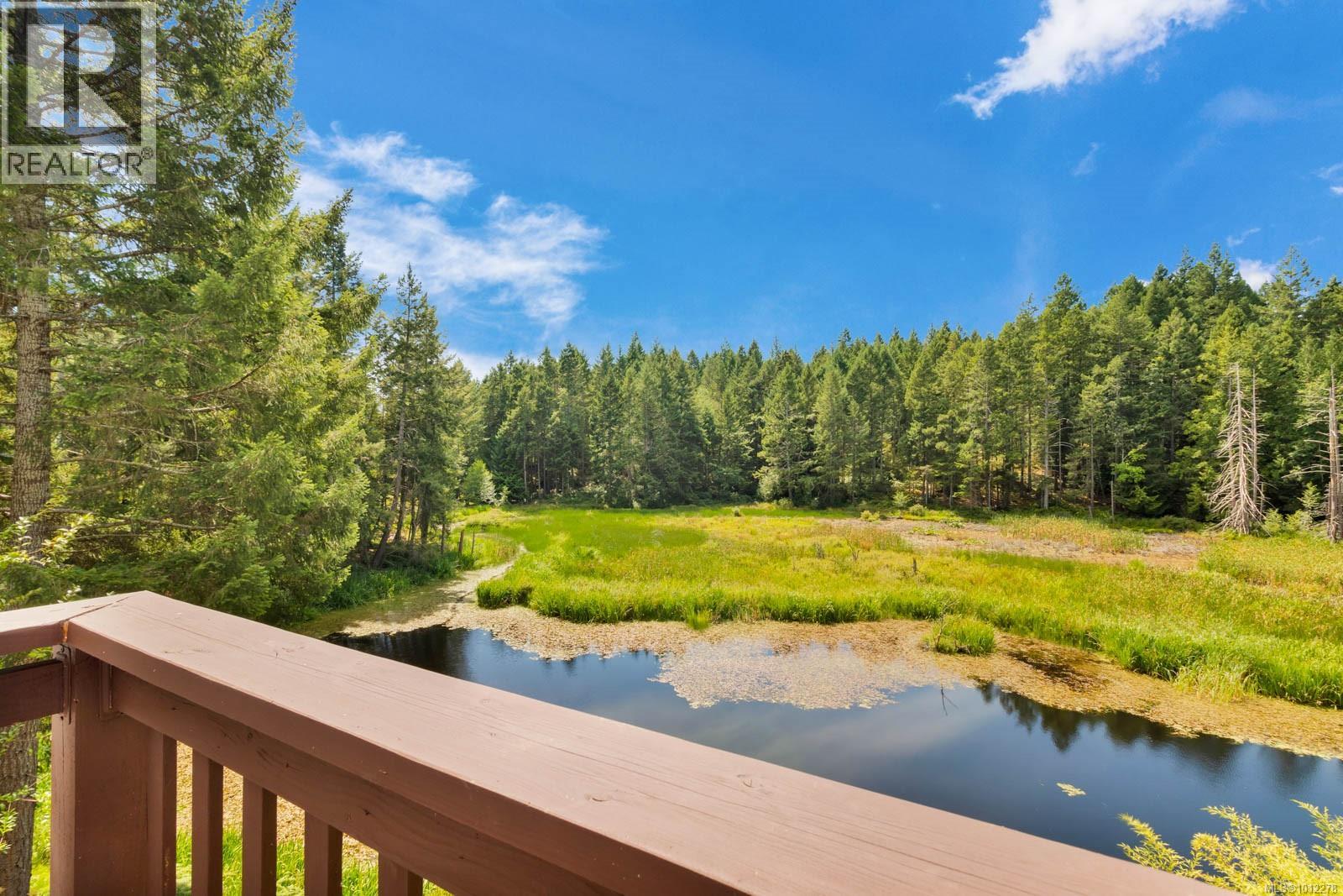 2 Welch Rd, Lasqueti Island