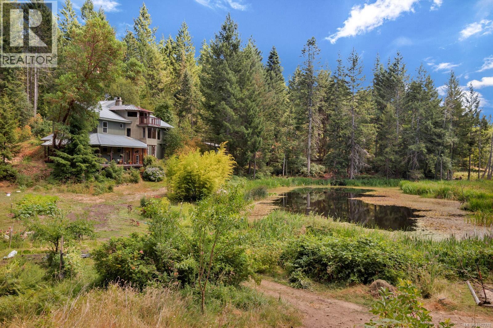 2 Welch Rd, Lasqueti Island