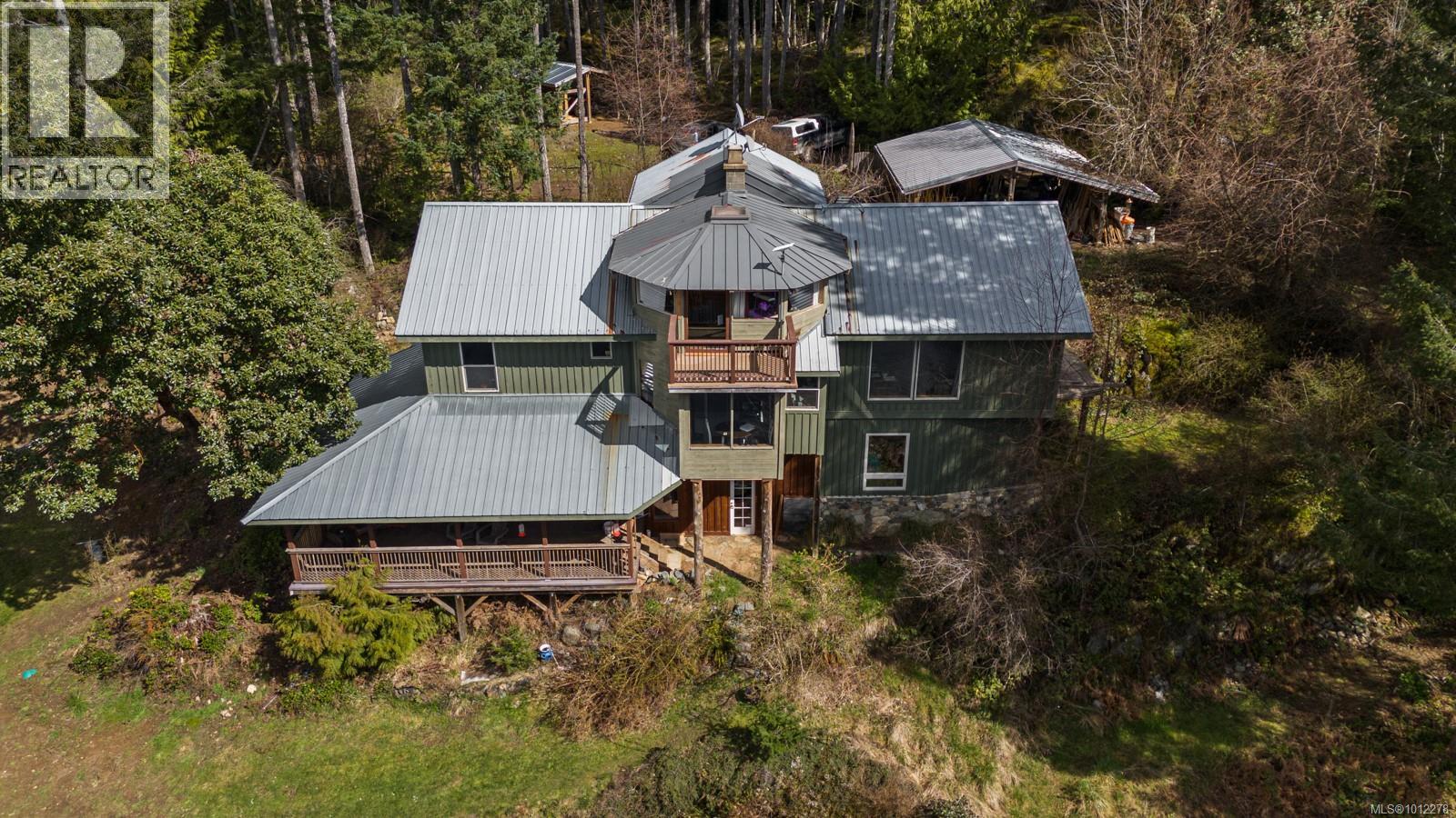 2 Welch Rd, Lasqueti Island
