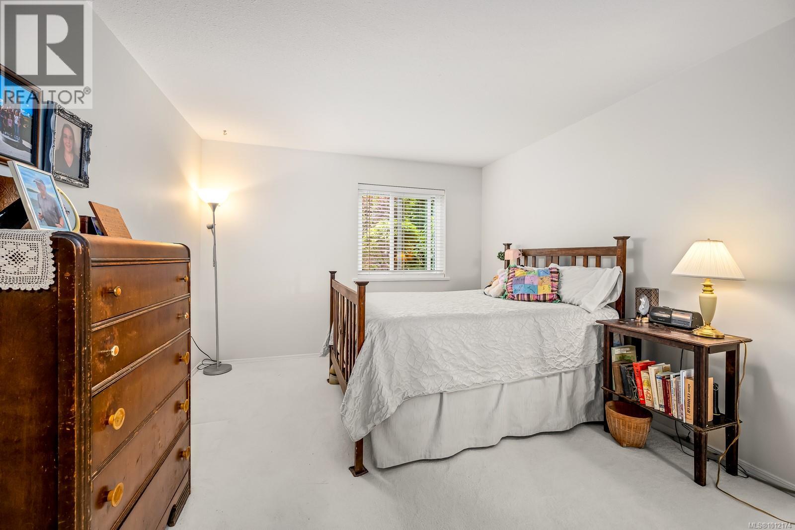 103 1902 Comox Ave, Comox