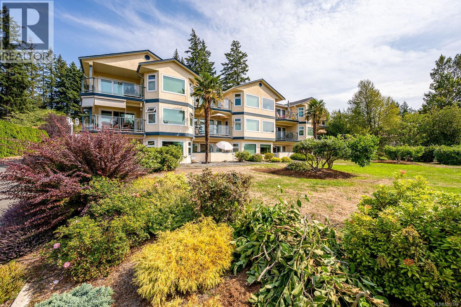 103 1902 Comox Ave, Comox