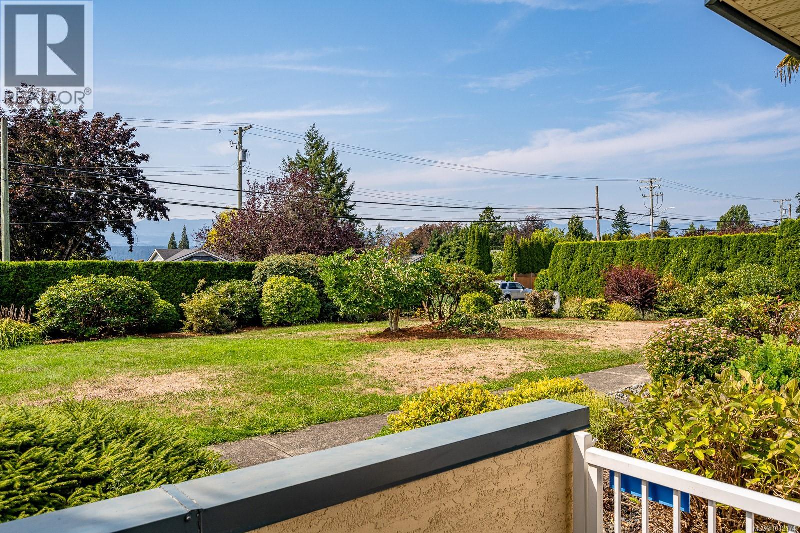 103 1902 Comox Ave, Comox