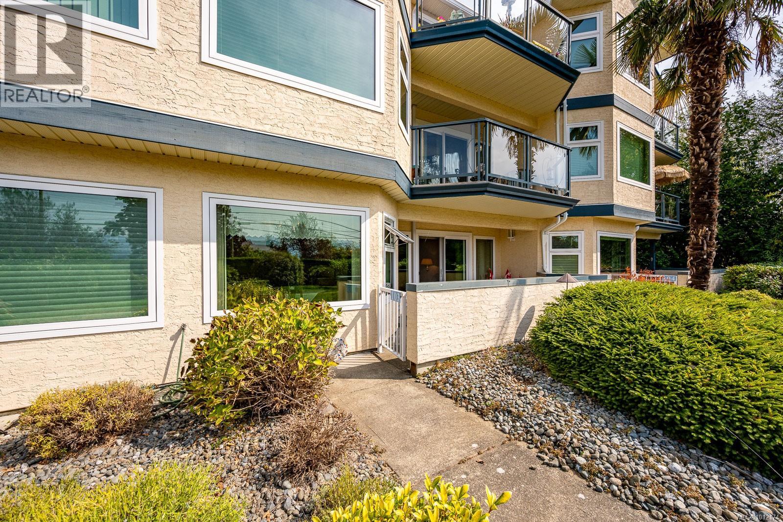 103 1902 Comox Ave, Comox