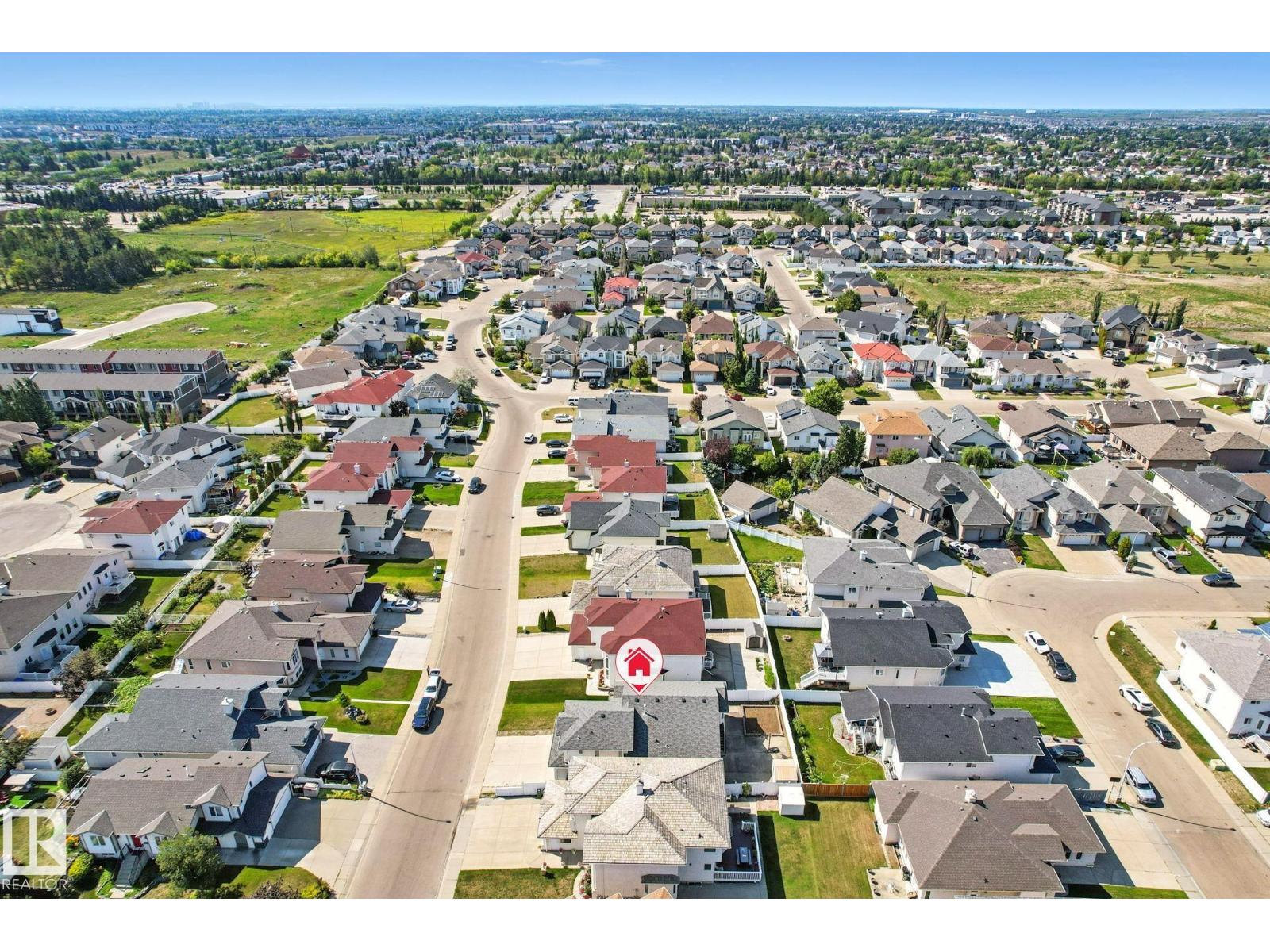 Photo 34 of 9012 157 Av Nw, Edmonton AB