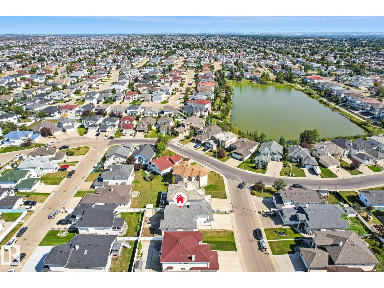Photo 36 of 9012 157 Av Nw, Edmonton AB