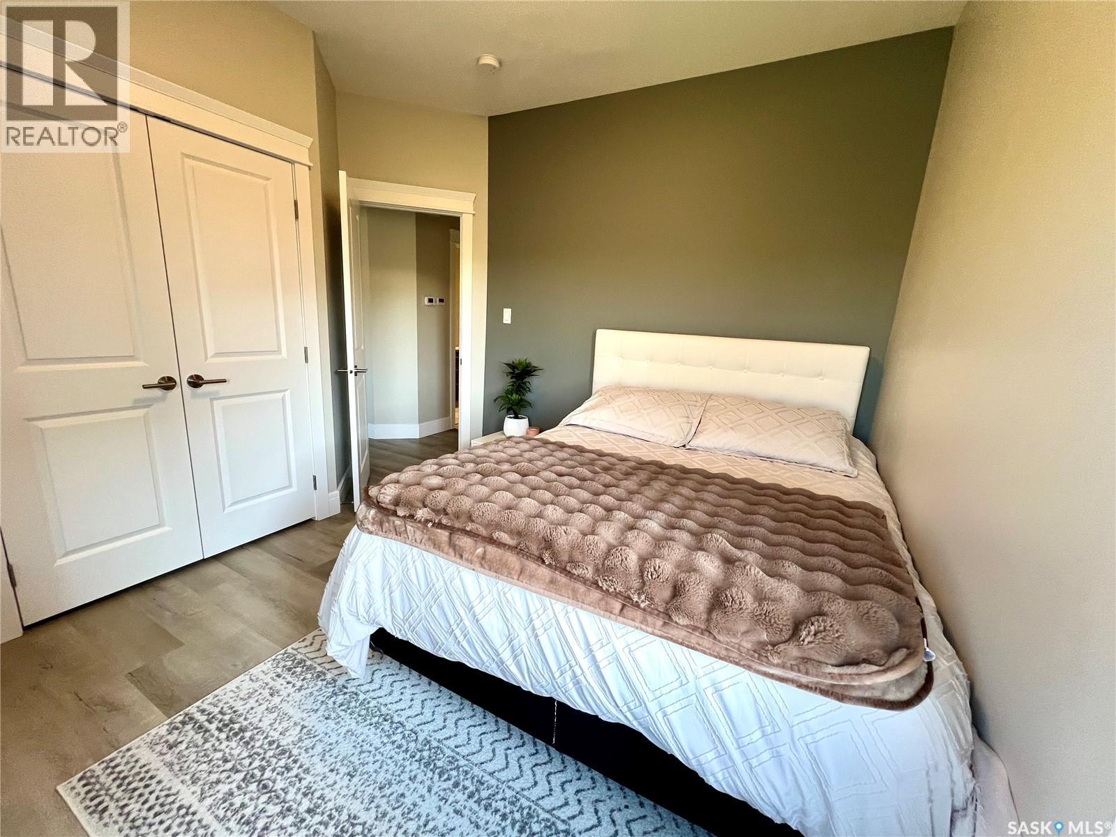 Photo 10 of 516 Ridgeview Street, Swift Current SK