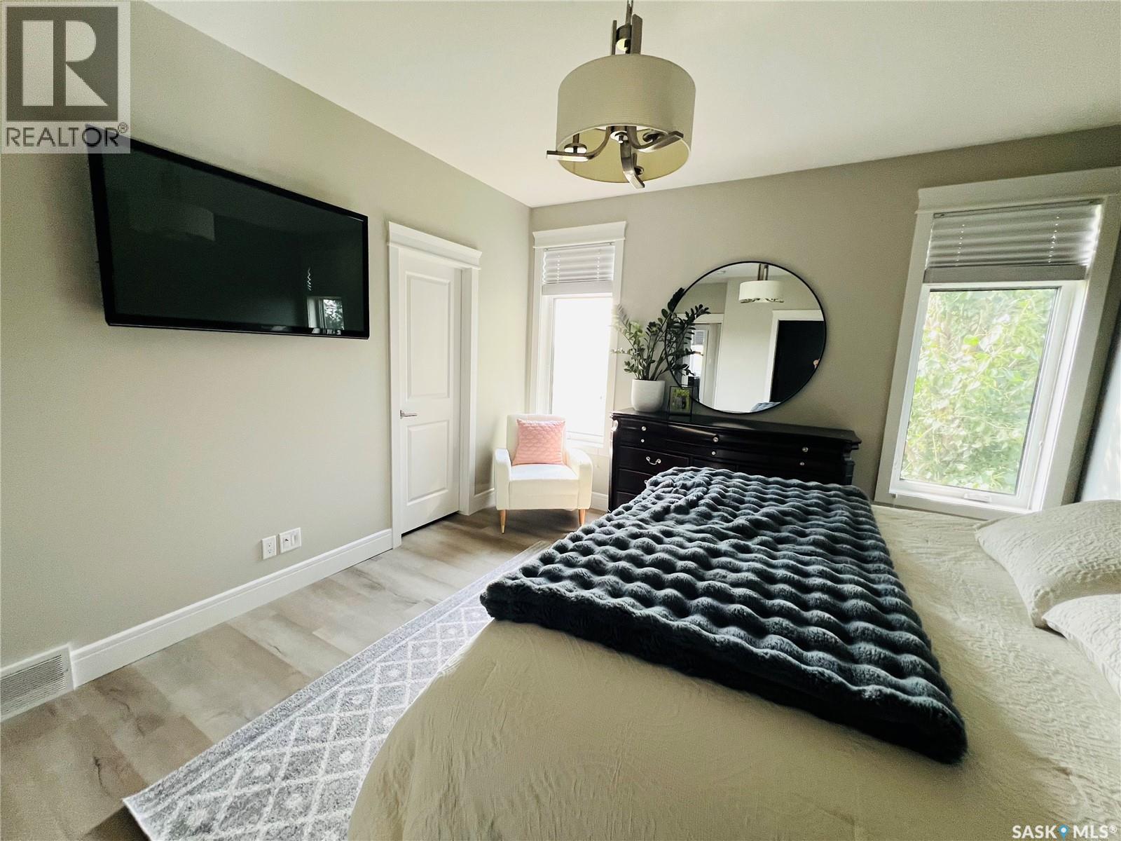 Photo 12 of 516 Ridgeview Street, Swift Current SK