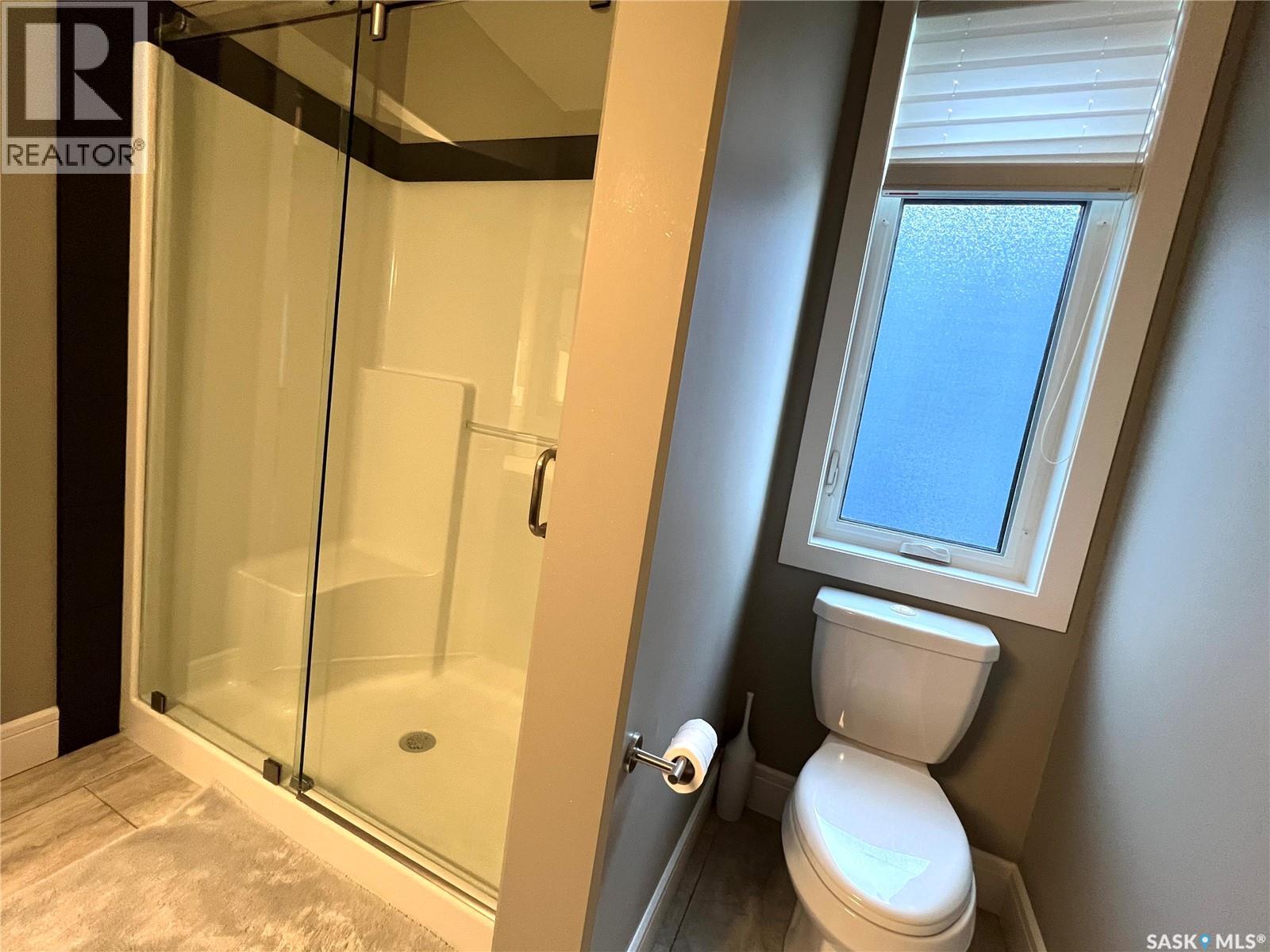 Photo 14 of 516 Ridgeview Street, Swift Current SK