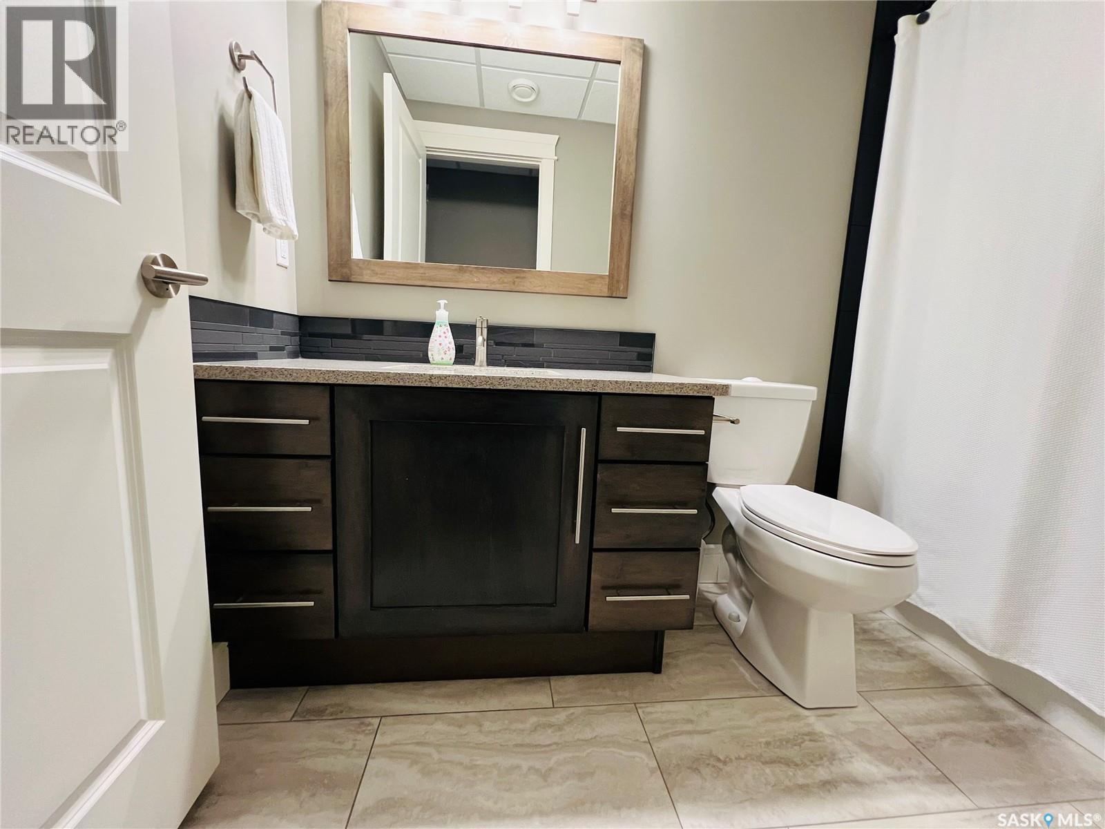 Photo 15 of 516 Ridgeview Street, Swift Current SK