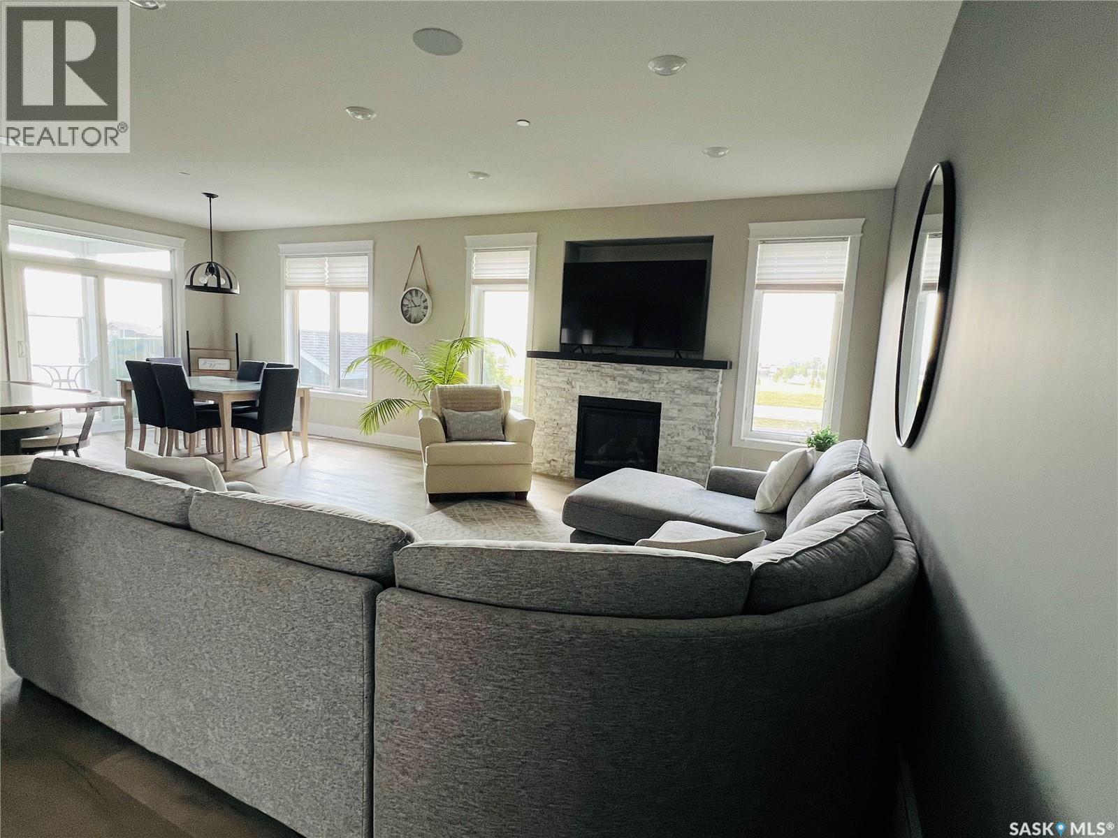 Photo 3 of 516 Ridgeview Street, Swift Current SK
