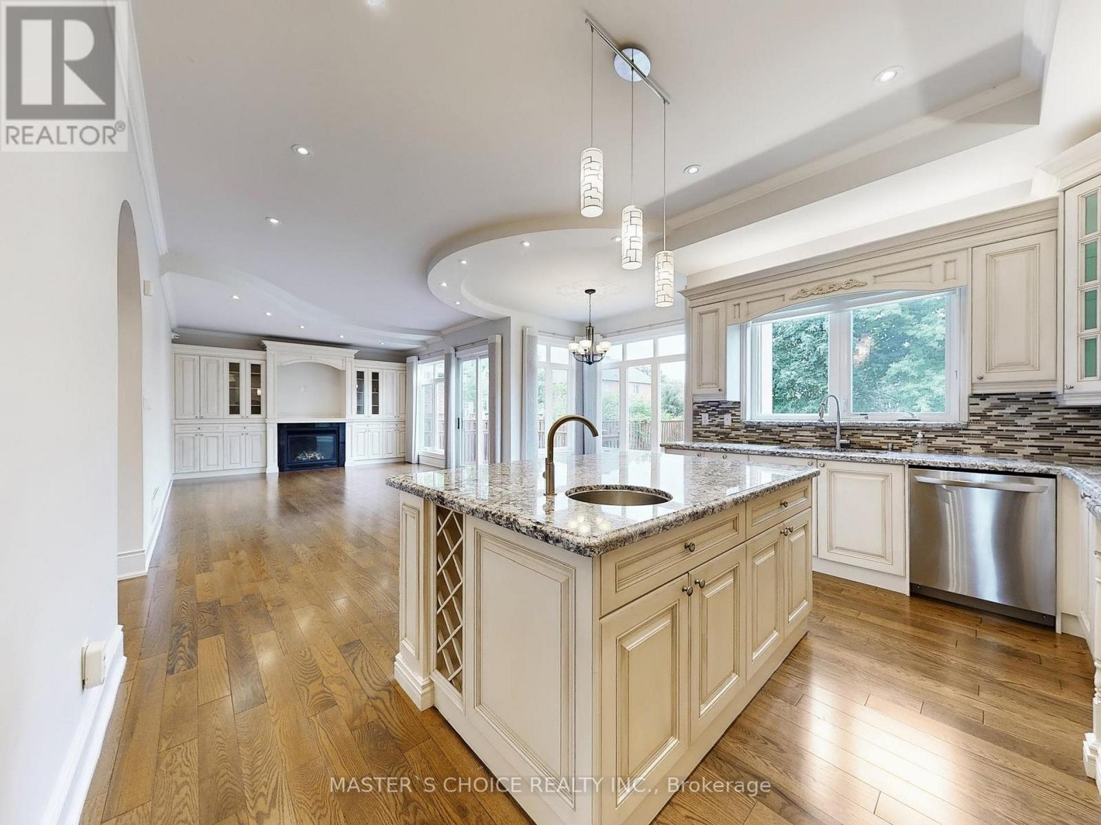Photo 11 of 6 Terrace Avenue, Toronto ON