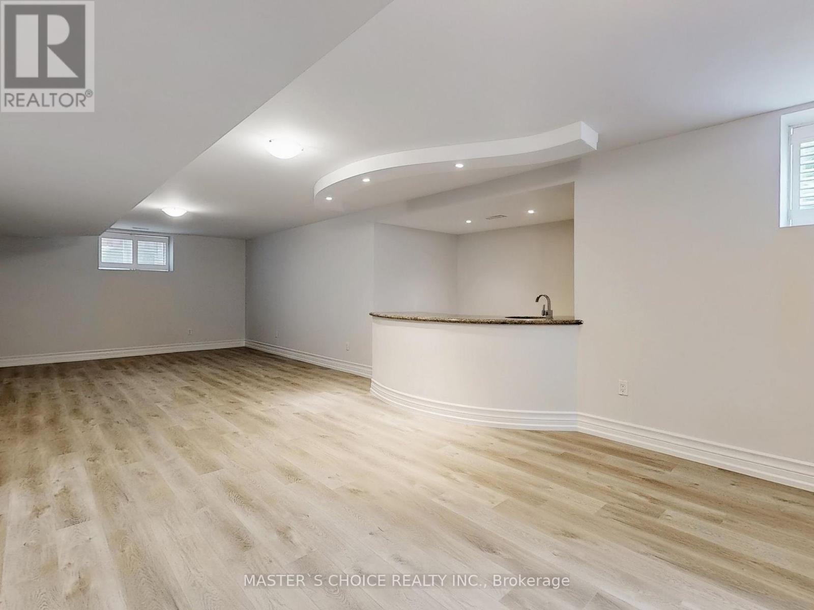 Photo 32 of 6 Terrace Avenue, Toronto ON