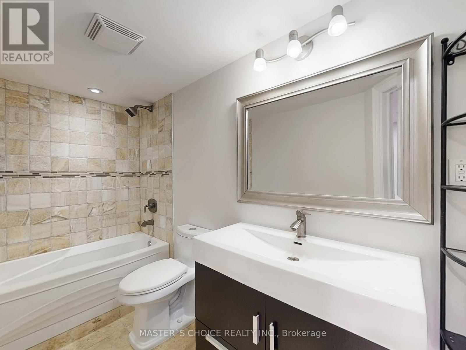 Photo 36 of 6 Terrace Avenue, Toronto ON