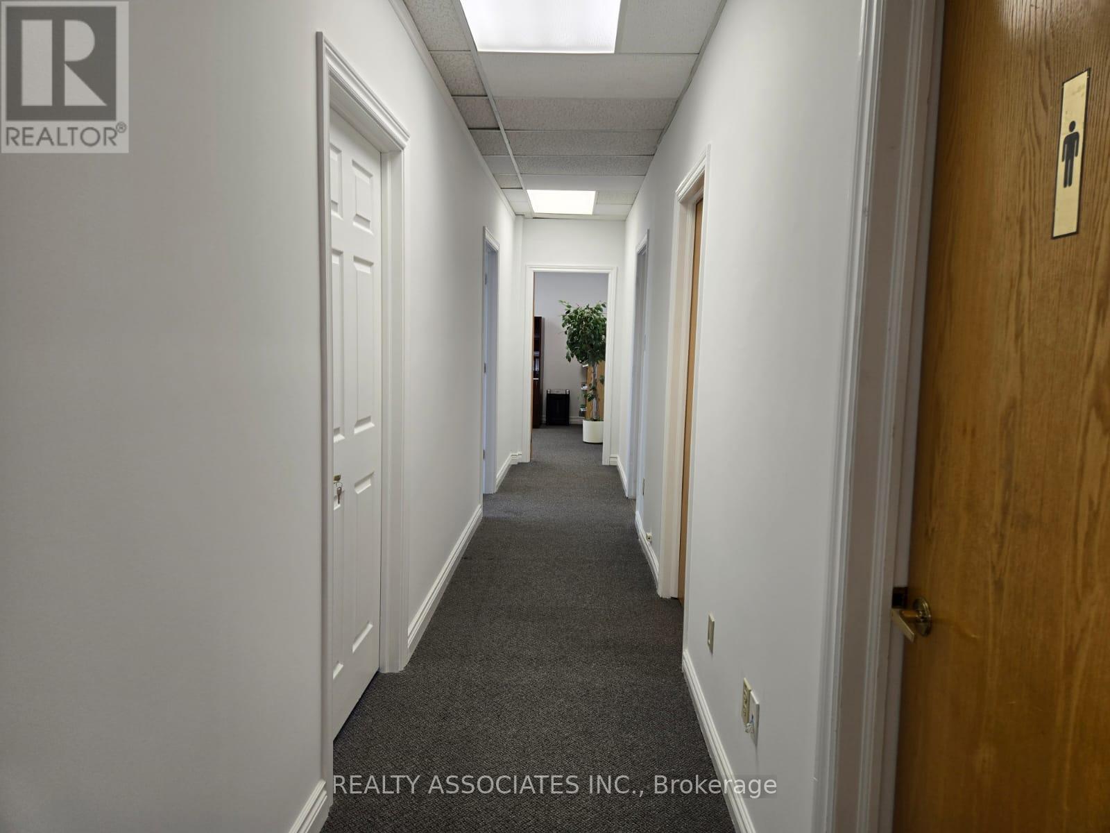 Photo 3 of 1035 Mcnicoll Avenue, Toronto ON