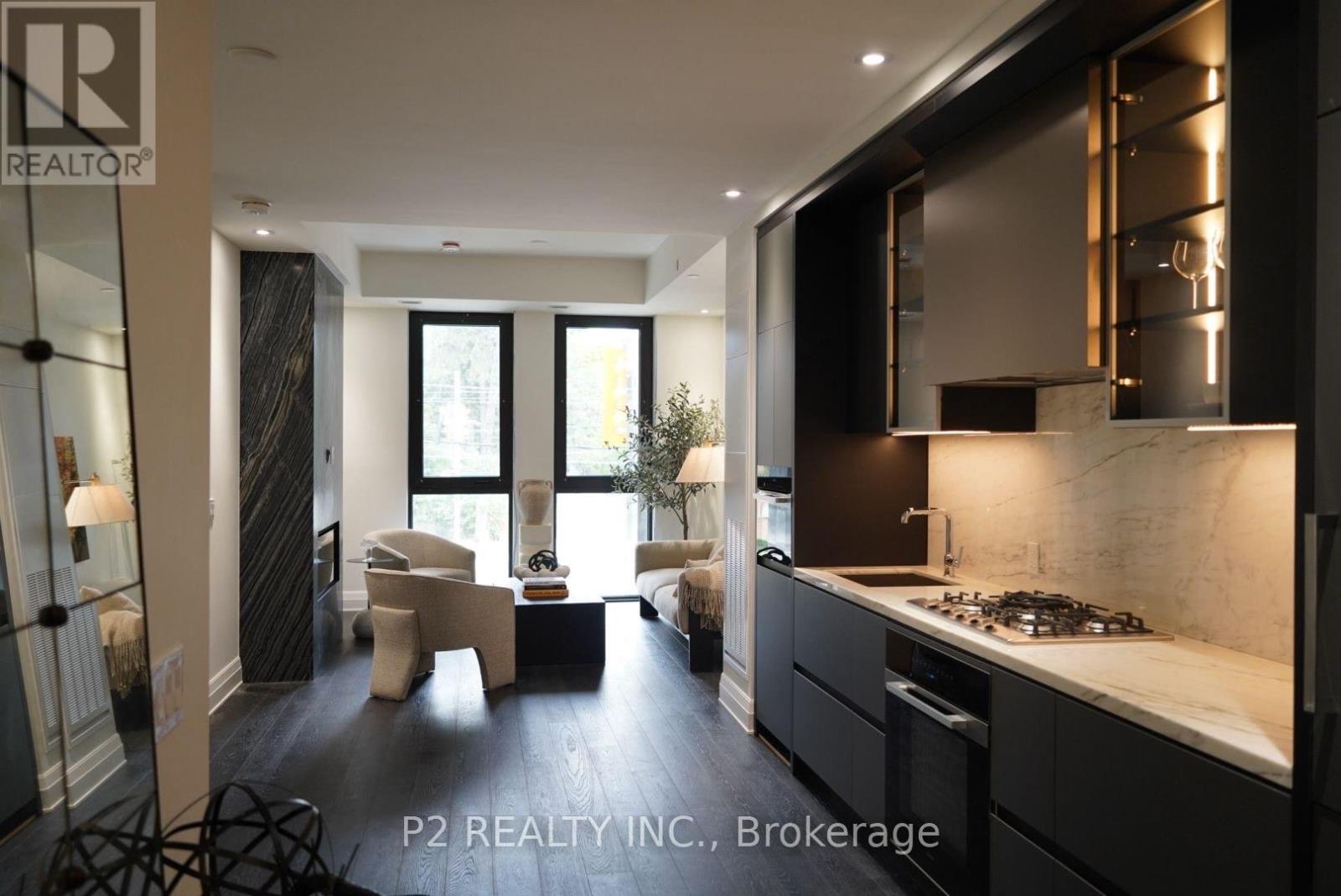 Photo 1 of 206 2 Forest Hill Road, Toronto ON