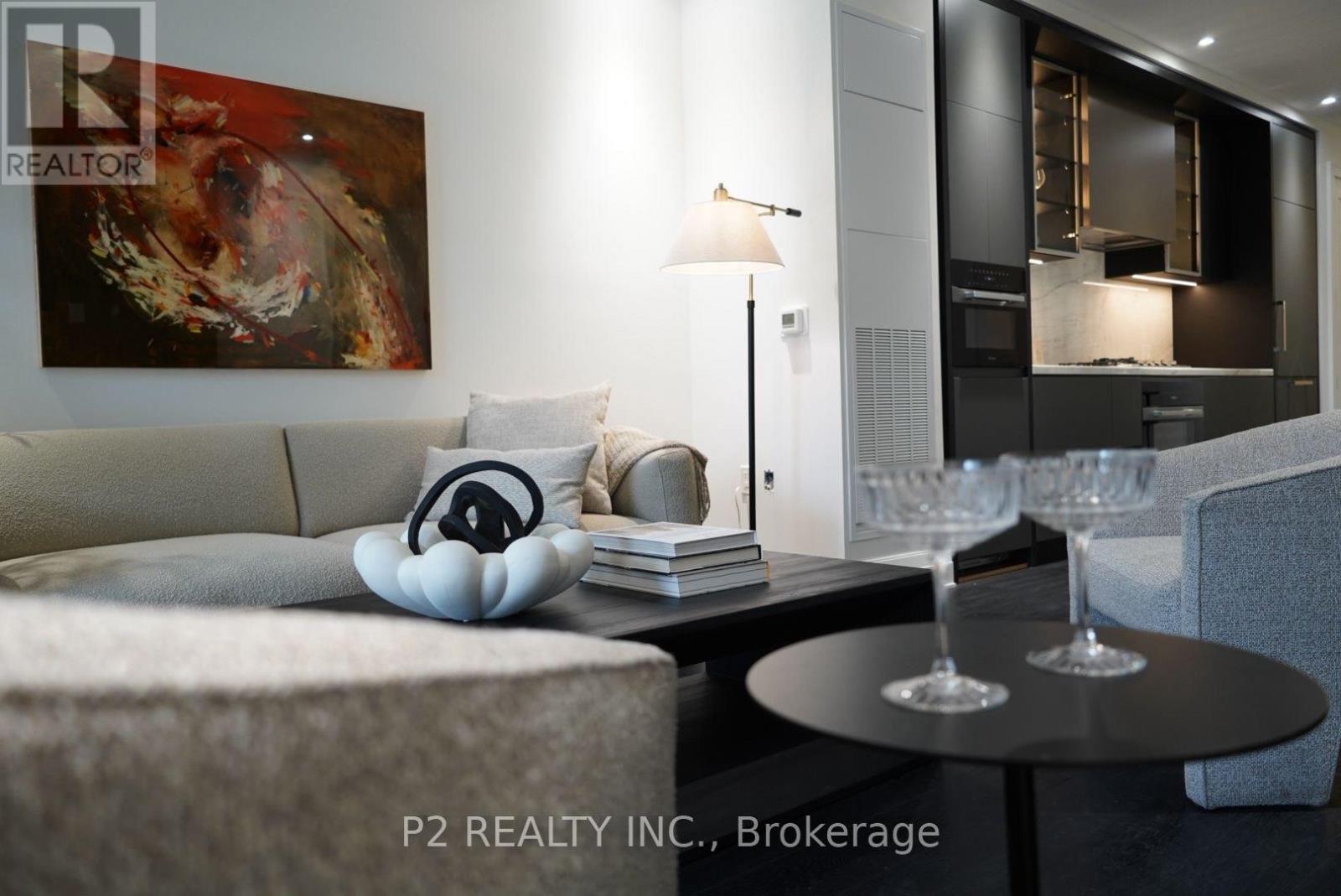 Photo 5 of 206 2 Forest Hill Road, Toronto ON
