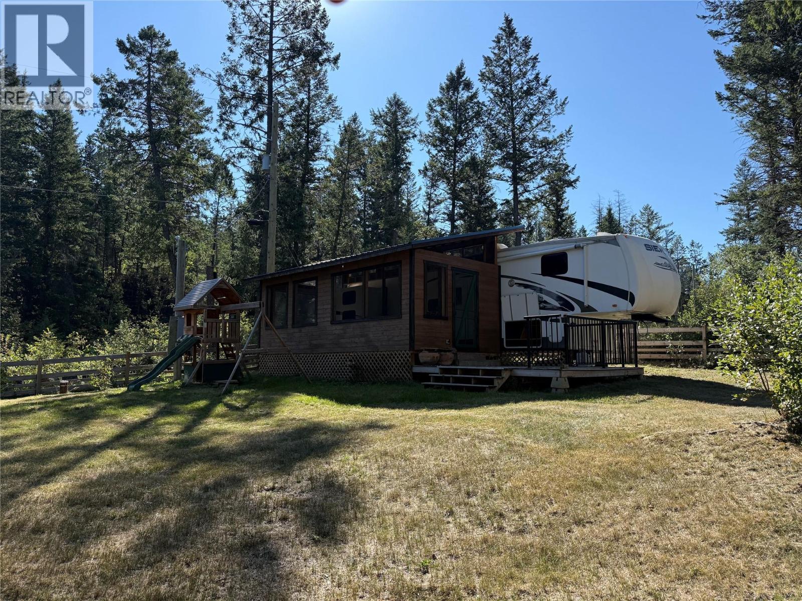 4891 Ogilvy Avenue, Fairmont Hot Springs
