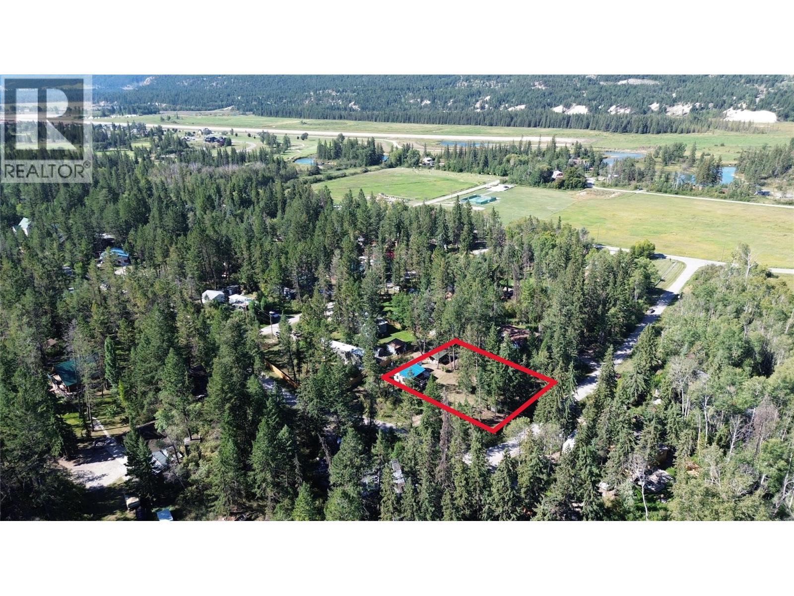 4891 Ogilvy Avenue, Fairmont Hot Springs