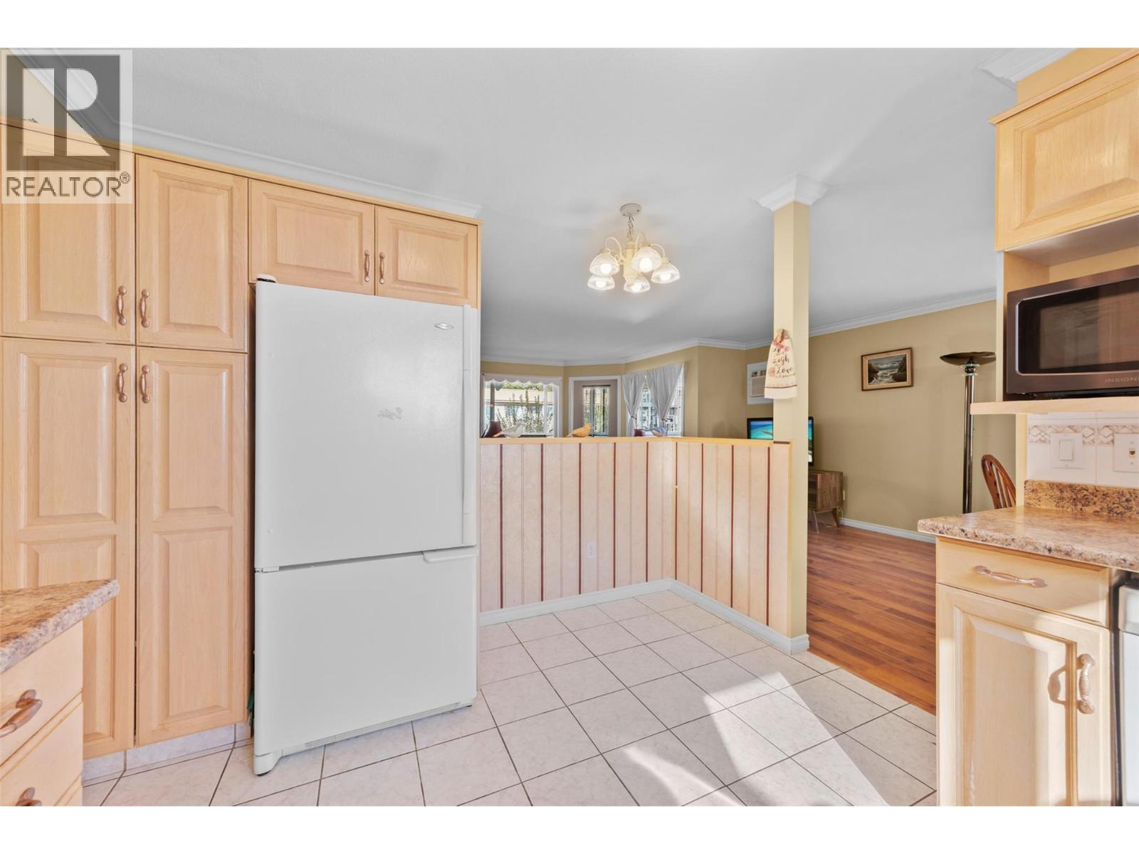 3854 Brown Road Unit# 301, West Kelowna