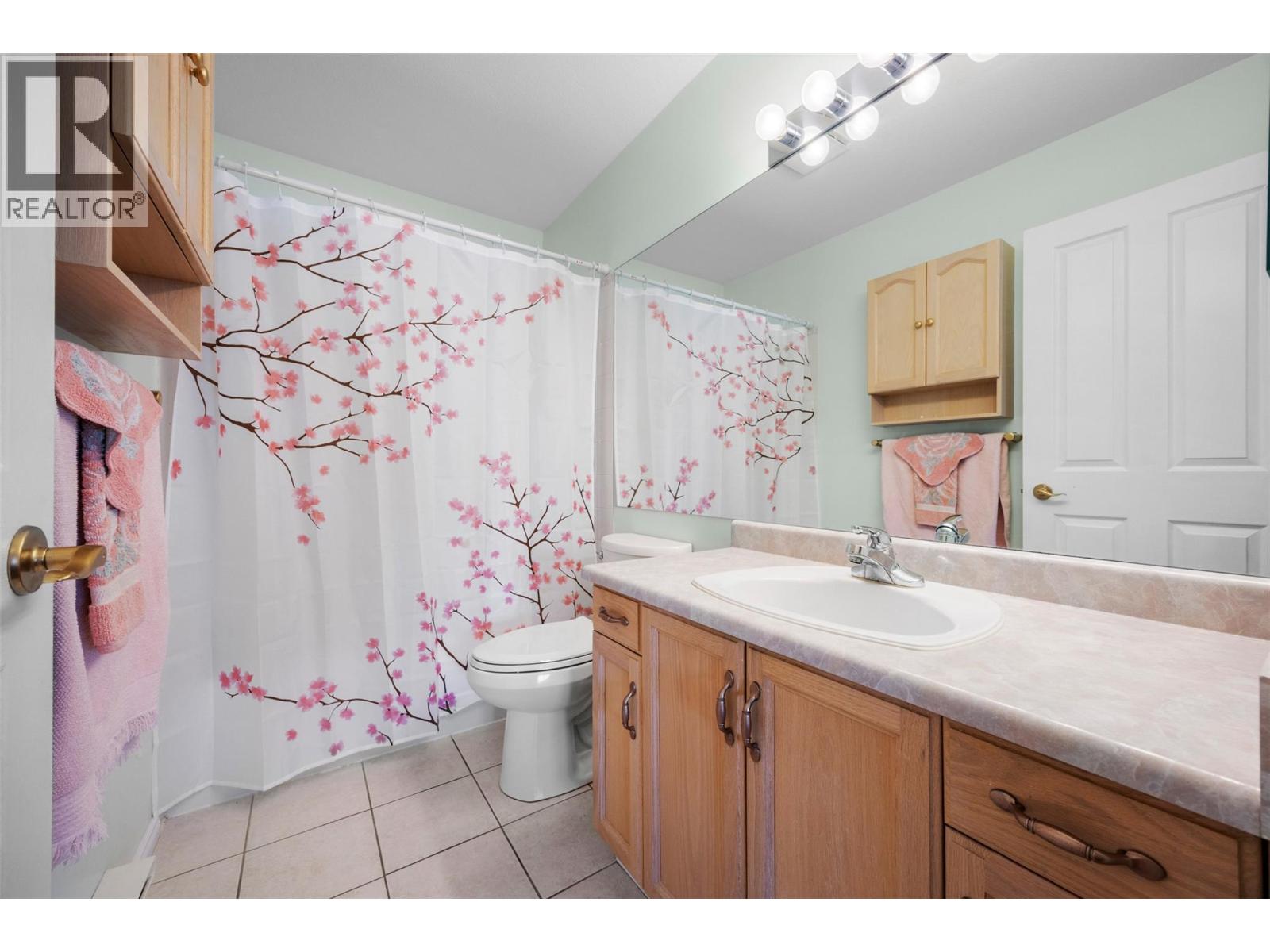 3854 Brown Road Unit# 301, West Kelowna