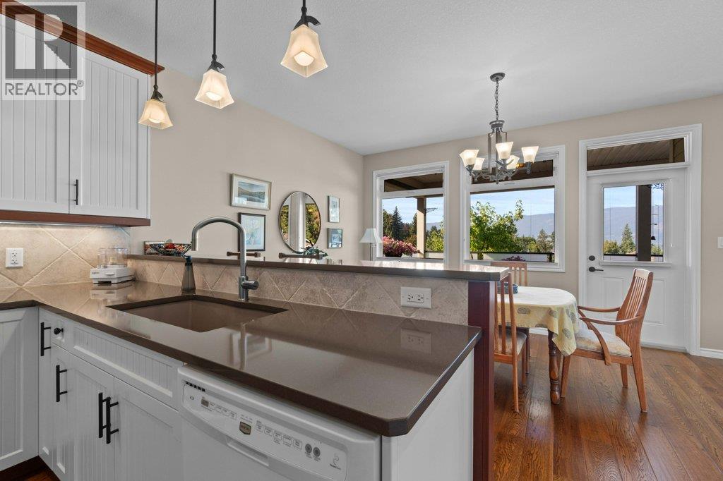 Photo 15 of 1581 20 Street Ne Unit 8, Salmon Arm BC