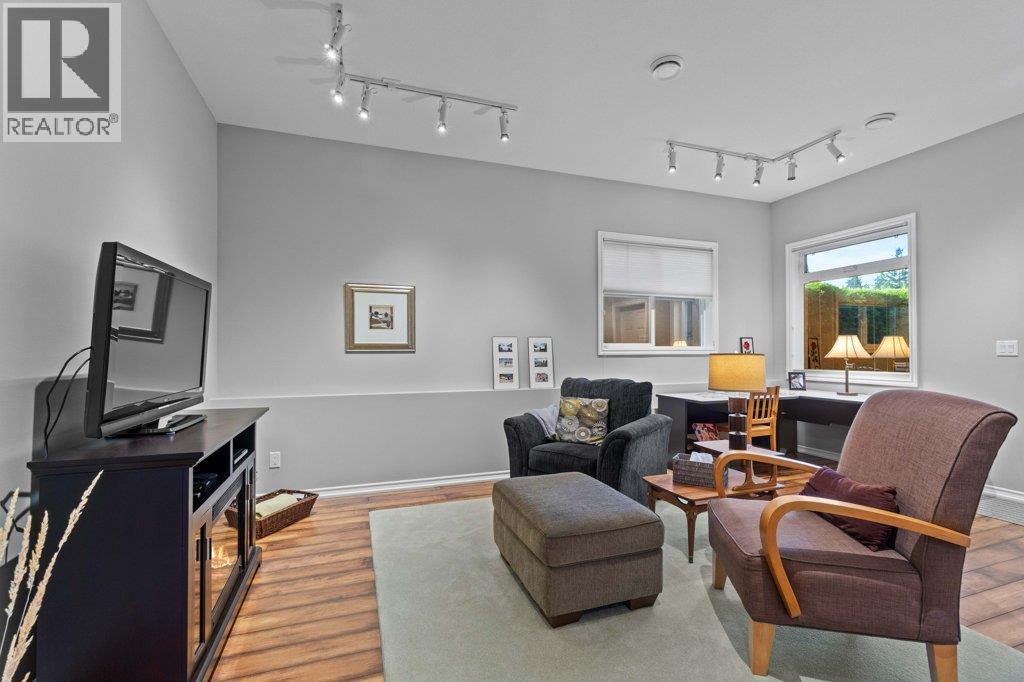 Photo 39 of 1581 20 Street Ne Unit 8, Salmon Arm BC