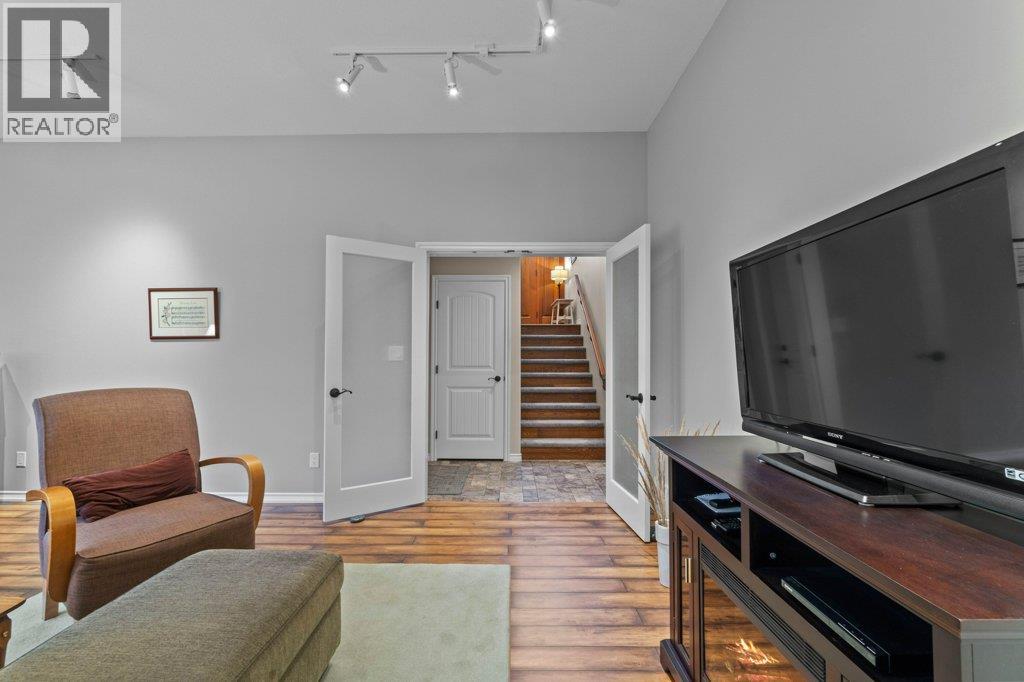 Photo 40 of 1581 20 Street Ne Unit 8, Salmon Arm BC