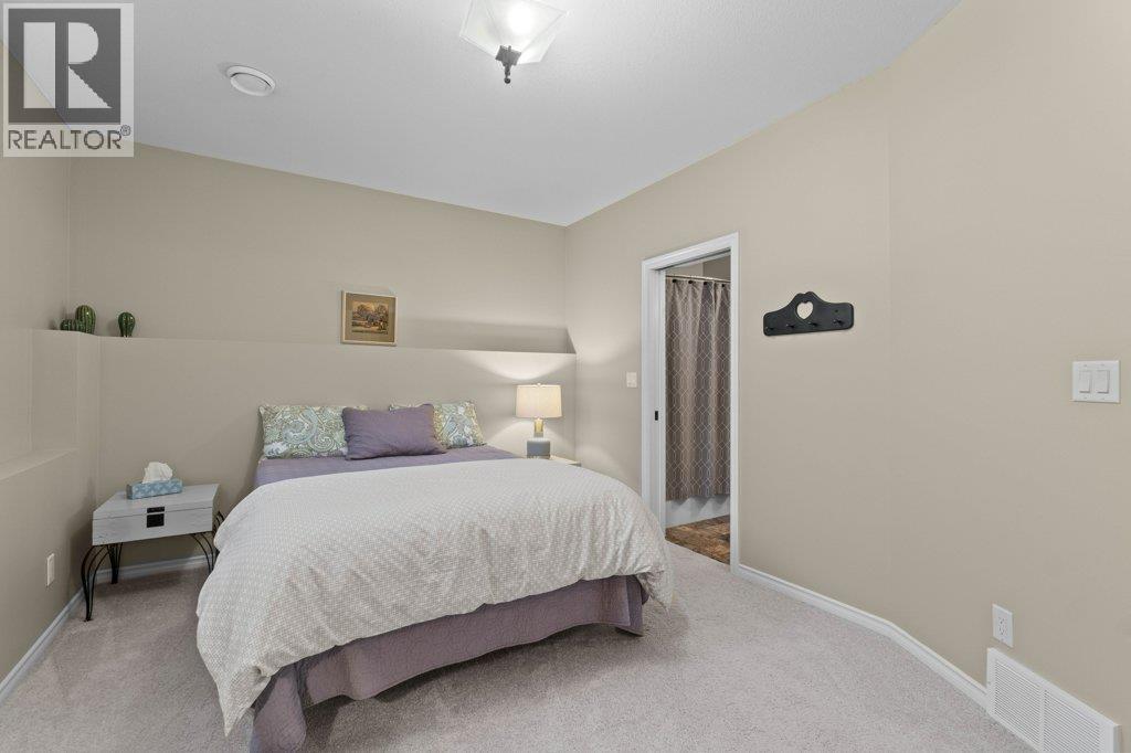 Photo 43 of 1581 20 Street Ne Unit 8, Salmon Arm BC