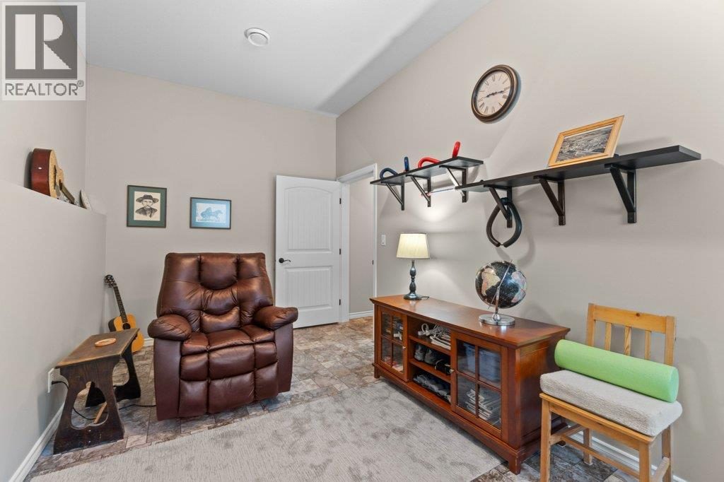 Photo 46 of 1581 20 Street Ne Unit 8, Salmon Arm BC