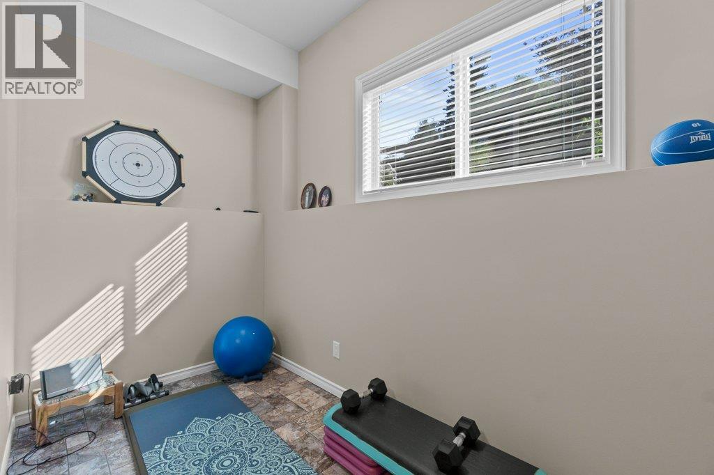 Photo 47 of 1581 20 Street Ne Unit 8, Salmon Arm BC