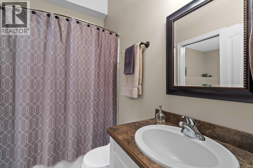 Photo 49 of 1581 20 Street Ne Unit 8, Salmon Arm BC