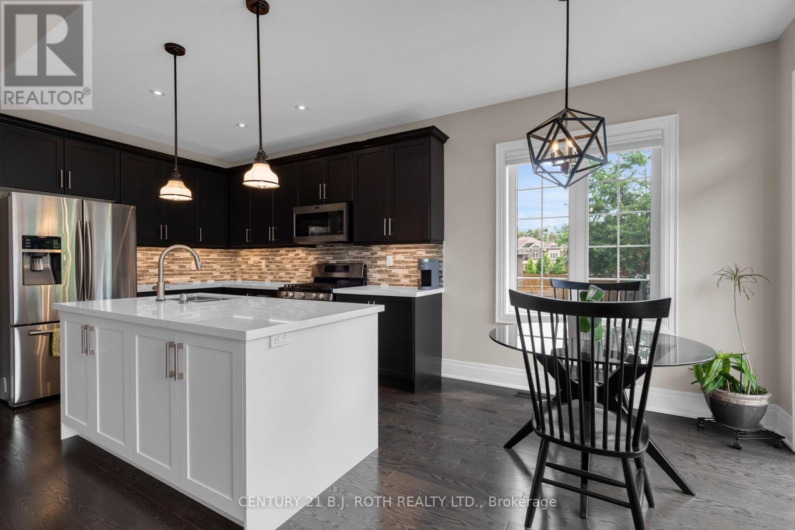 Photo 10 of 7 Cameron Street, Springwater ON