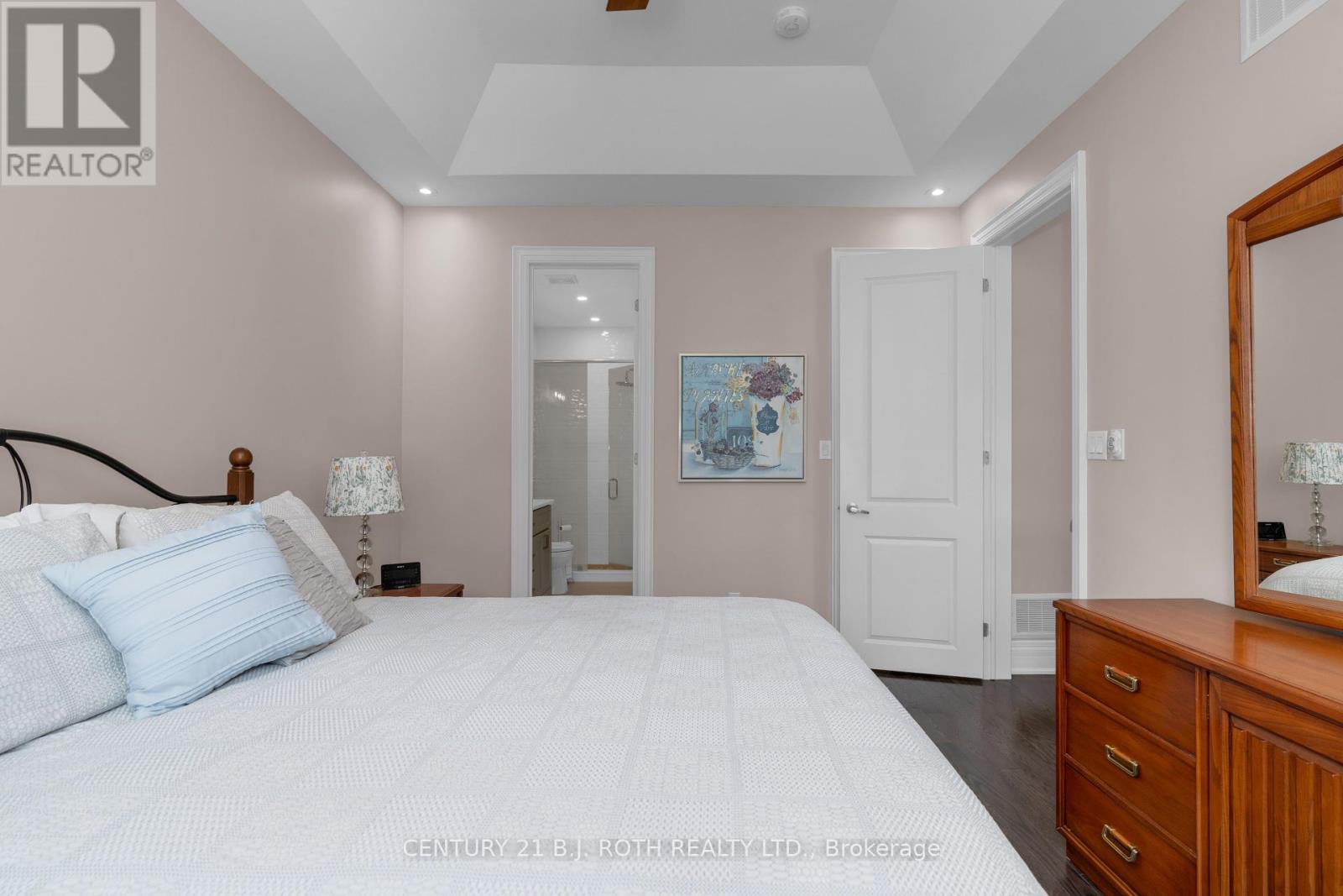 Photo 26 of 7 Cameron Street, Springwater ON