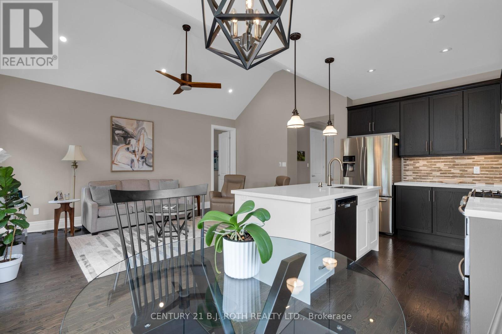 Photo 8 of 7 Cameron Street, Springwater ON