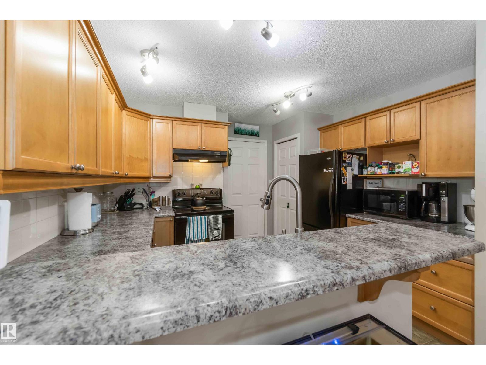 Photo 16 of 8 A 79 Bellerose Dr, St Albert AB