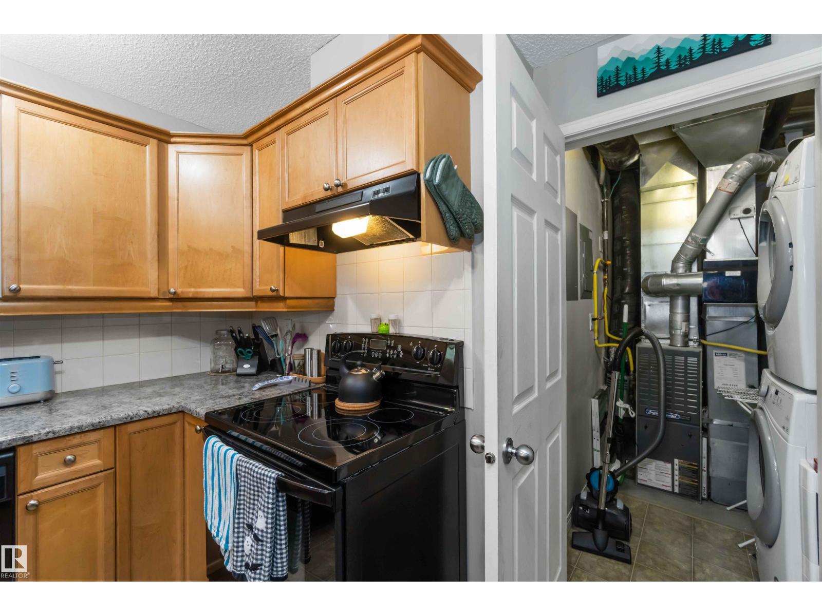 Photo 18 of 8 A 79 Bellerose Dr, St Albert AB