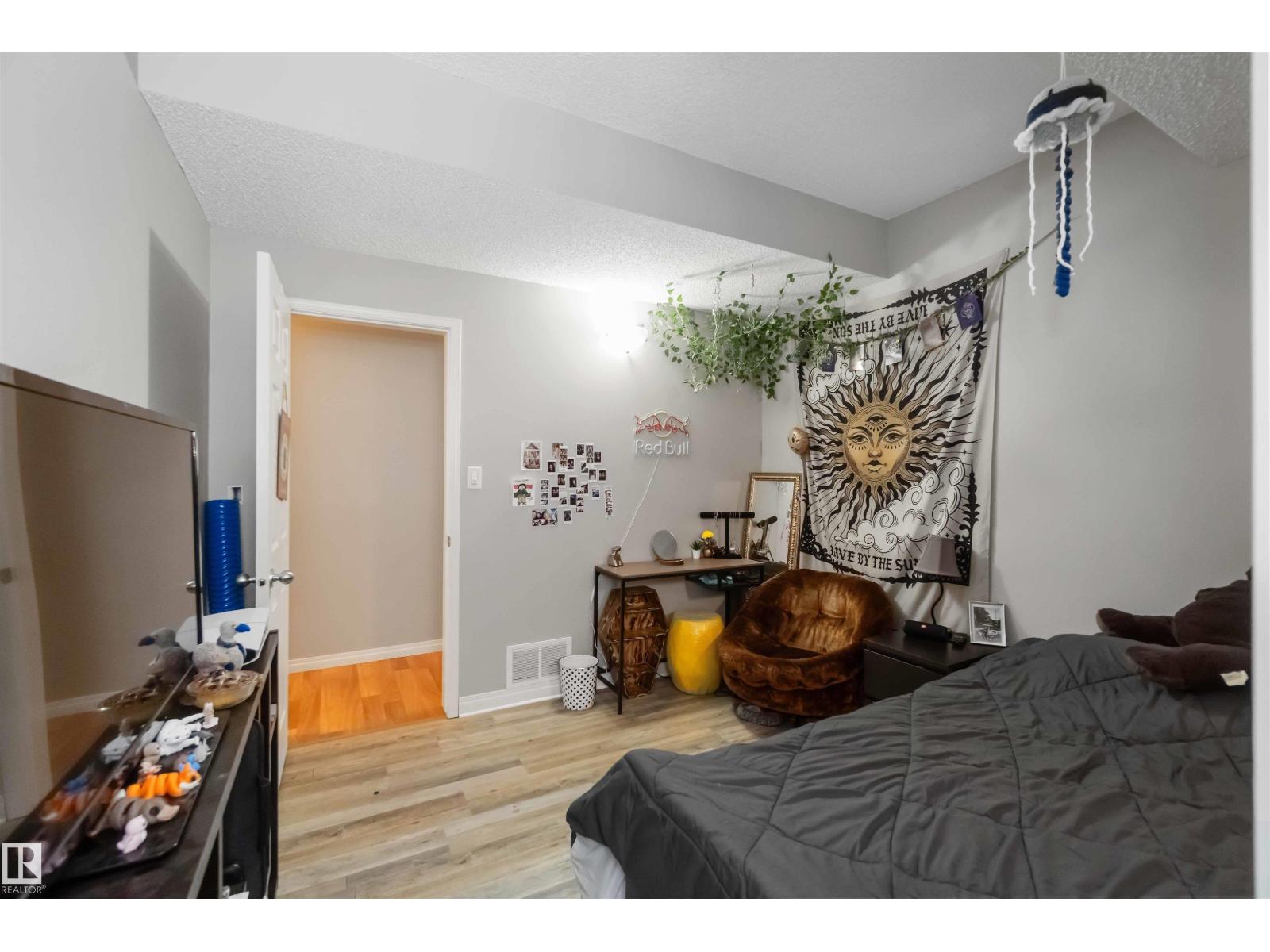Photo 23 of 8 A 79 Bellerose Dr, St Albert AB
