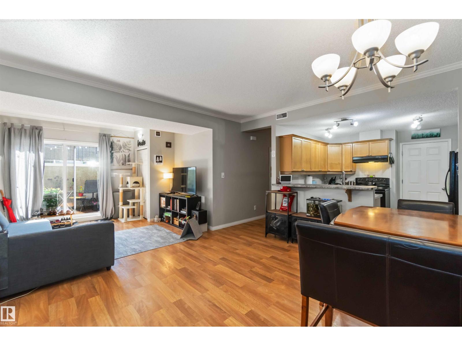 Photo 12 of 8 A 79 Bellerose Dr, St Albert AB