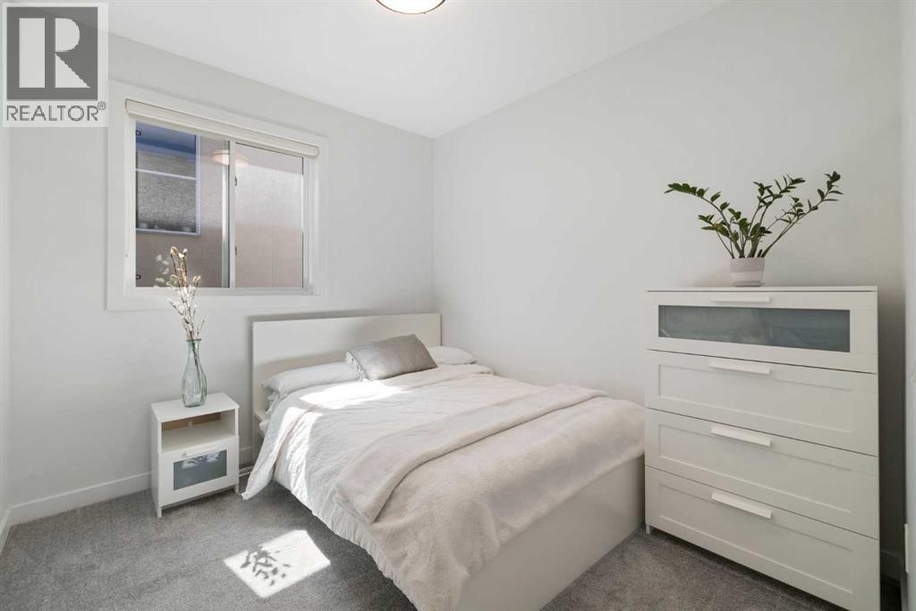 Photo 23 of 3003 26 A Street Sw, Calgary AB