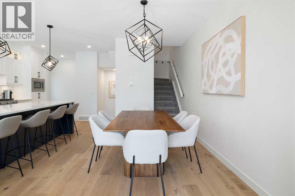 Photo 6 of 3003 26 A Street Sw, Calgary AB